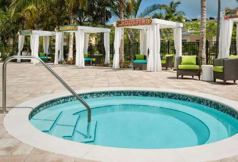 هتل Hilton Garden Inn Key West / The Keys Collection