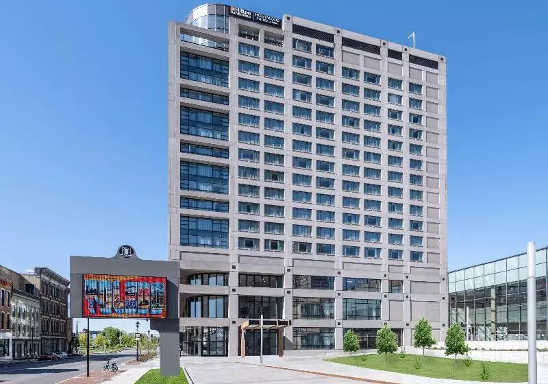 فندق Hilton Garden Inn Toledo Downtown