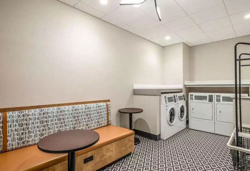 فندق Hilton Garden Inn Toledo Downtown