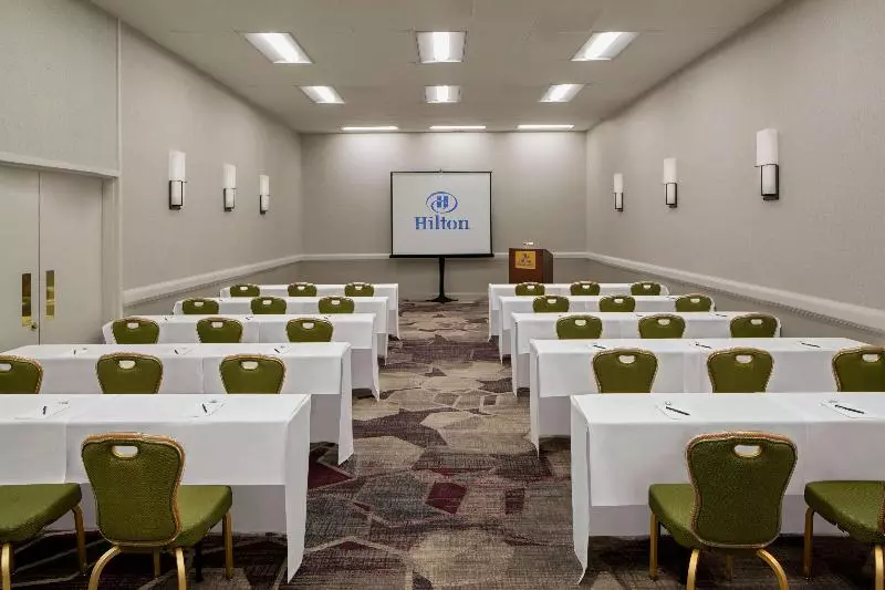 ホテル Hilton Oakland Airport