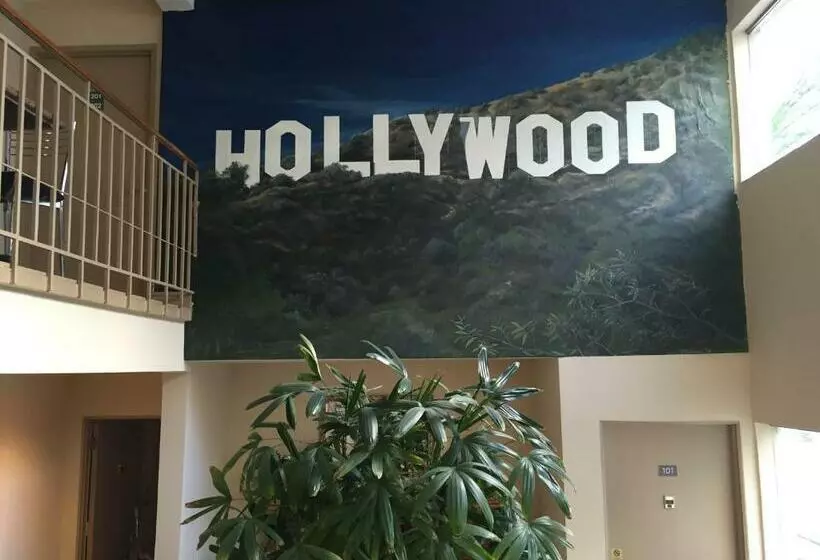 هتل Hollywood Orchid Suites
