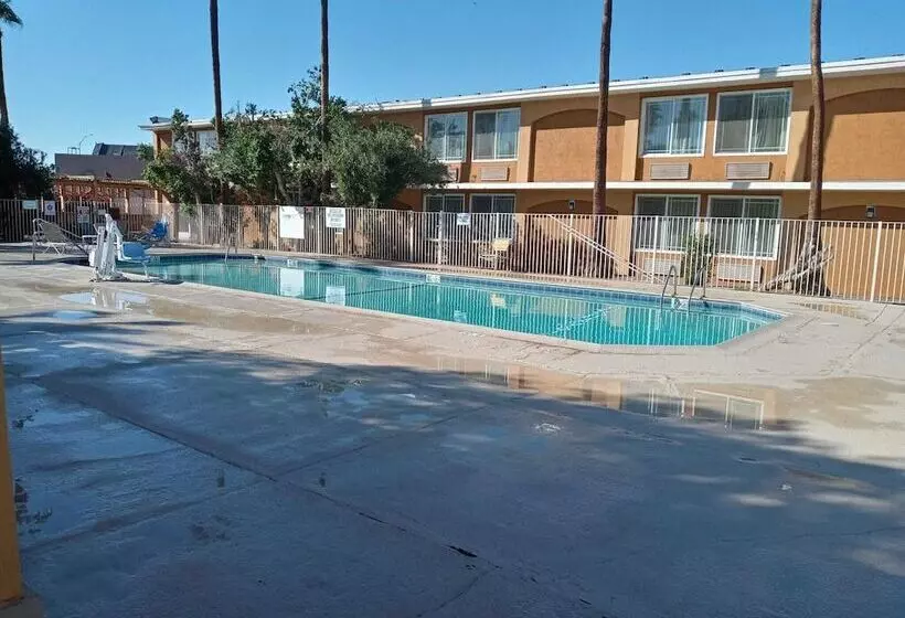 ホテル Ocotillo Inn