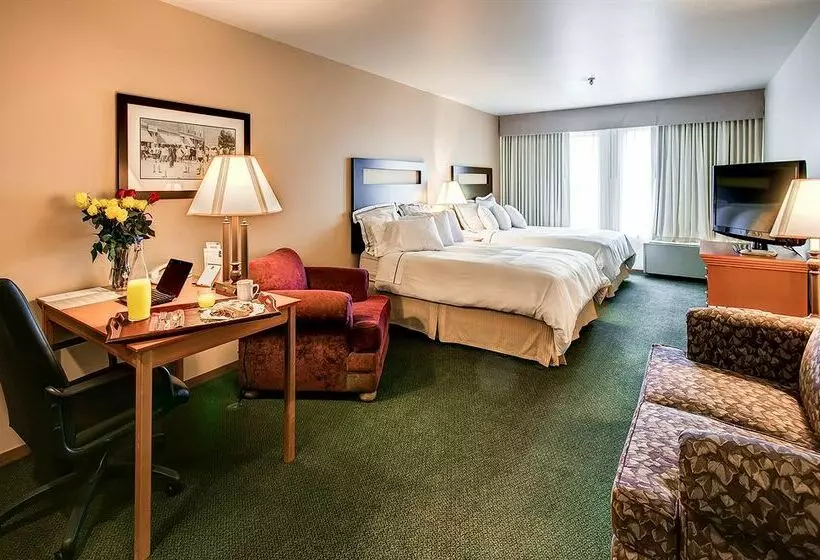 Best Western Plus Plaza Hotel