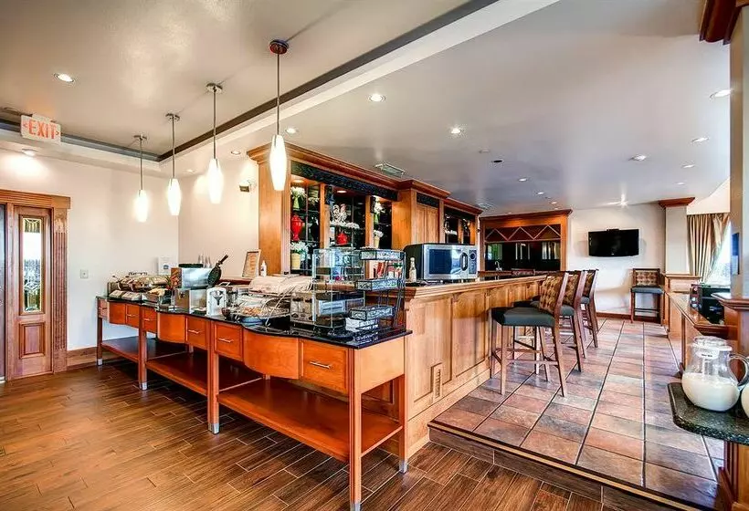 Best Western Plus Plaza Hotel