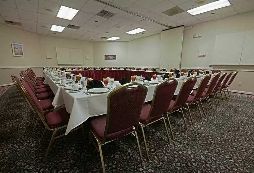 Best Western Plus Plaza Hotel