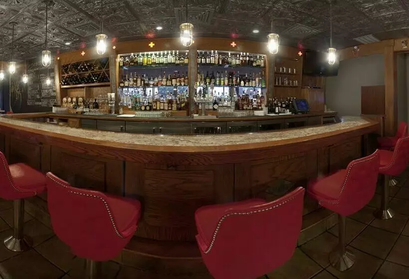 Best Western Plus Plaza Hotel