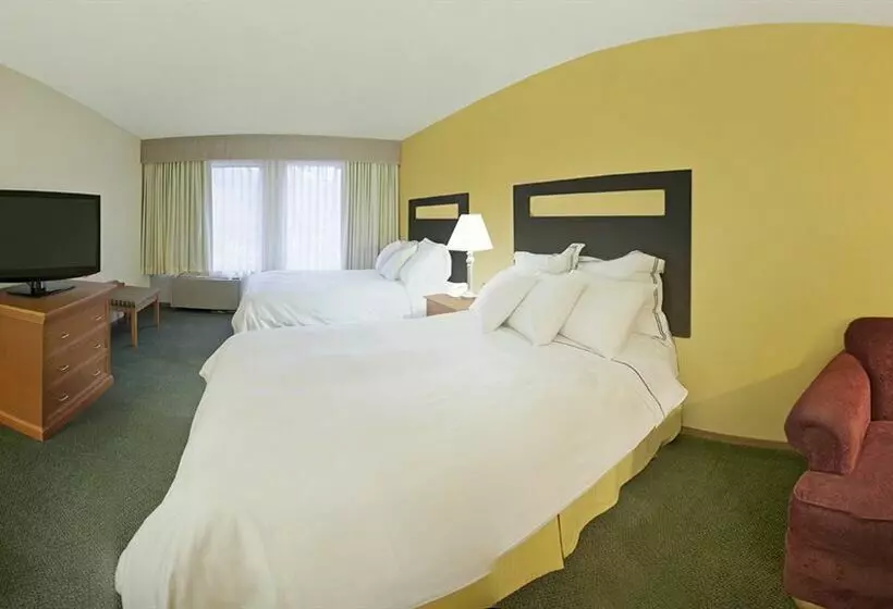 Best Western Plus Plaza Hotel