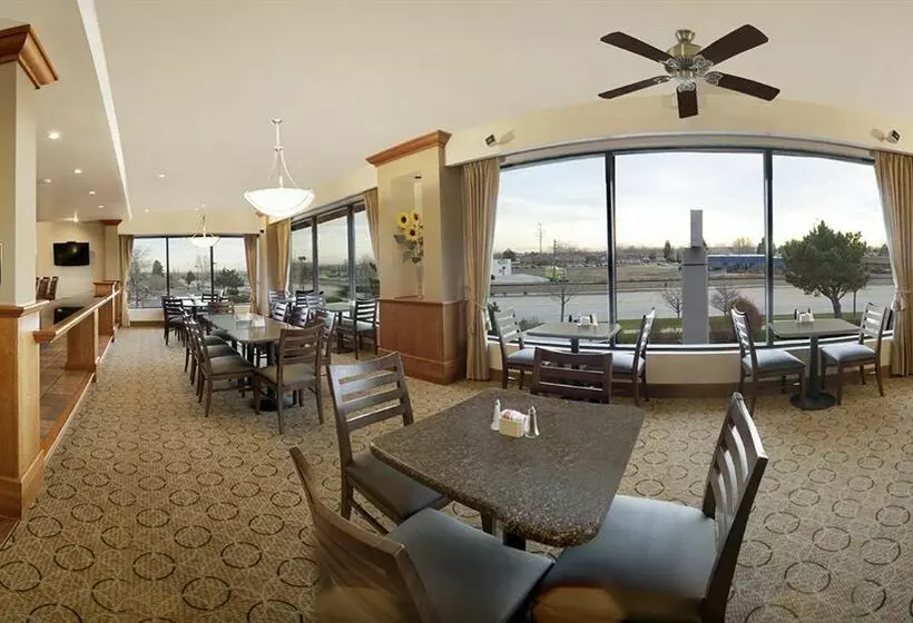 Best Western Plus Plaza Hotel