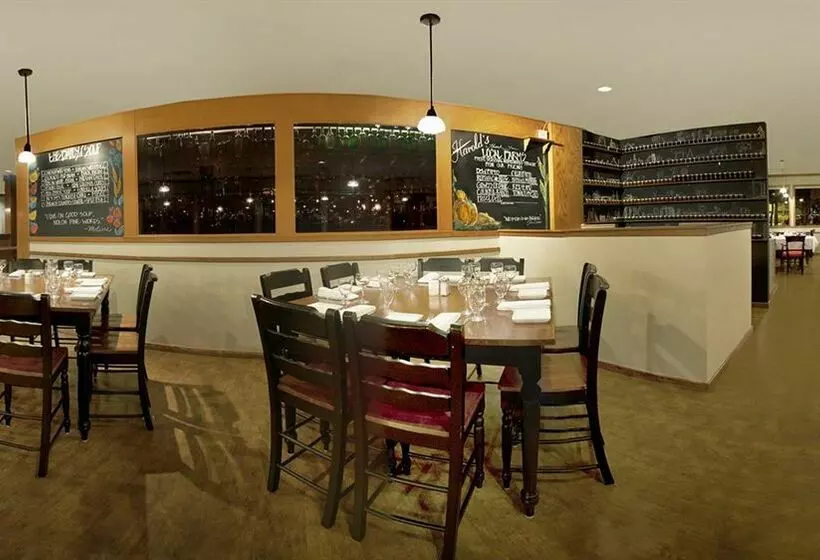 Best Western Plus Plaza Hotel