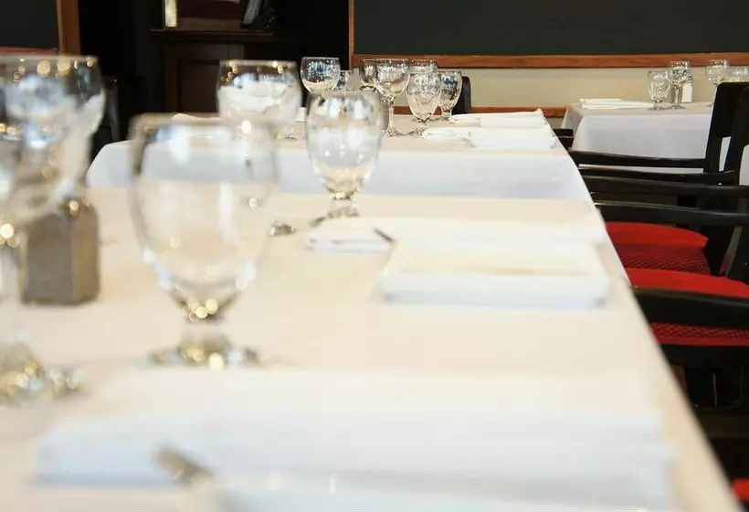 Best Western Plus Plaza Hotel