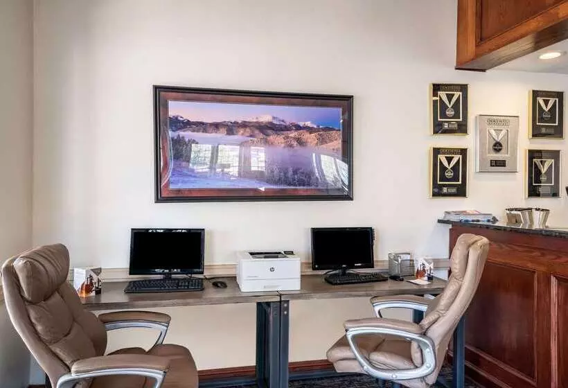 酒店 Quality Inn & Suites Garden Of The Gods