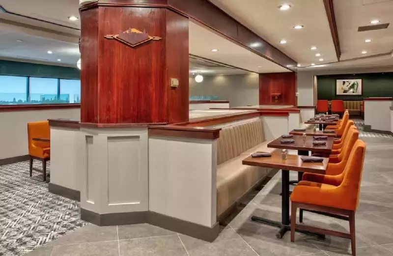 فندق Doubletree By Hilton Lansing