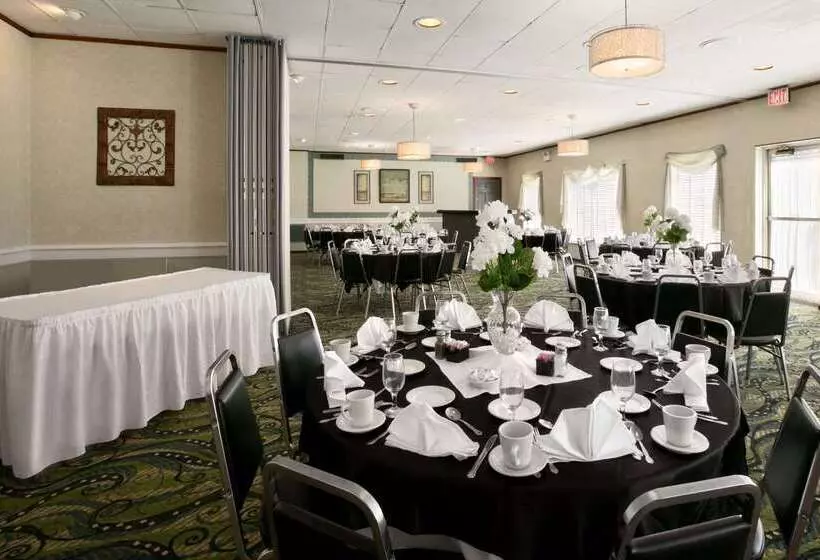 בית מלון כפרי Ramada By Wyndham Washington