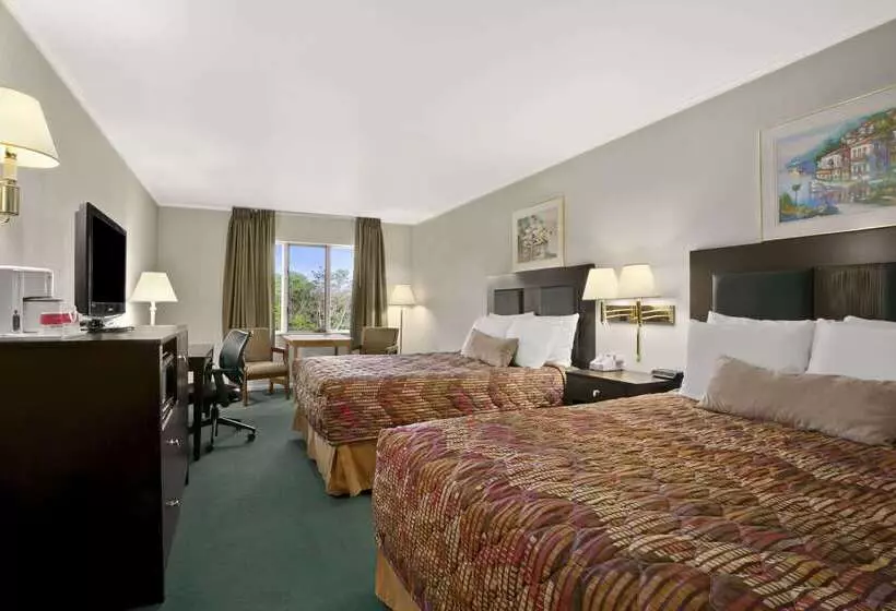 בית מלון כפרי Ramada By Wyndham Washington