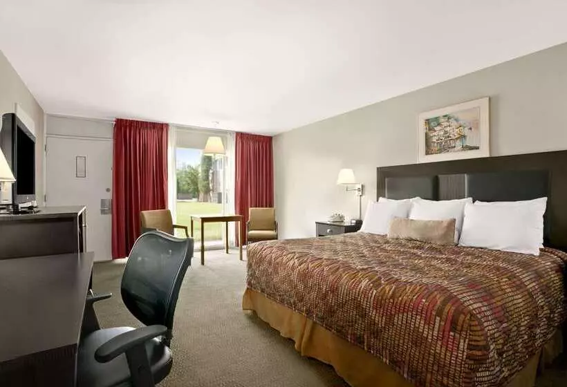 בית מלון כפרי Ramada By Wyndham Washington