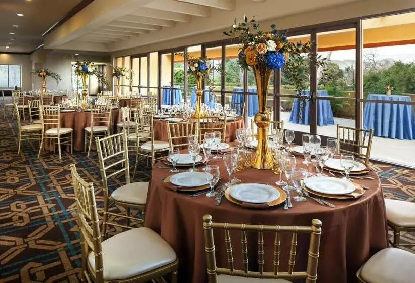 호텔 Sheraton Agoura Hills