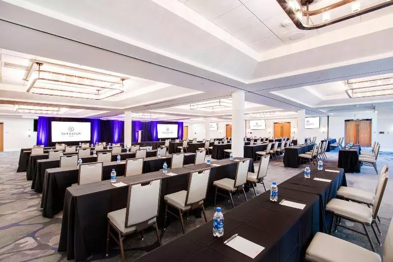 فندق Sheraton Chapel Hill