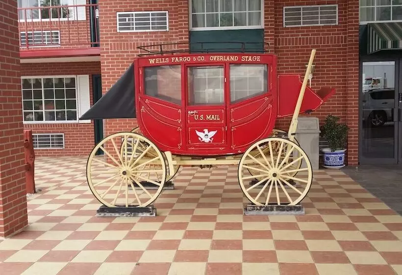 בית מלון כפרי Travelodge By Wyndham Ogallala