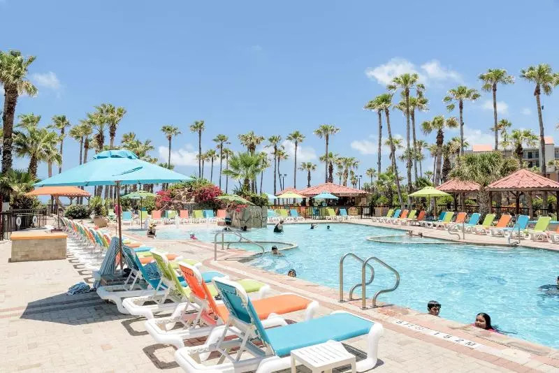 Isla Grand Beach Resort