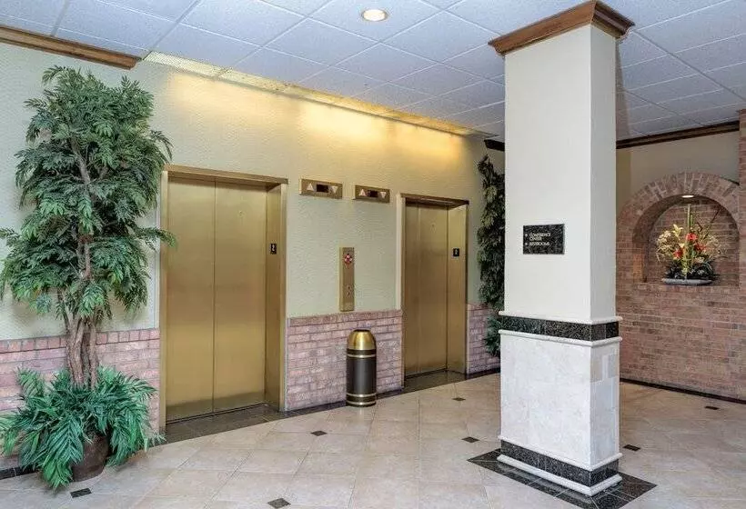 Isla Grand Beach Resort