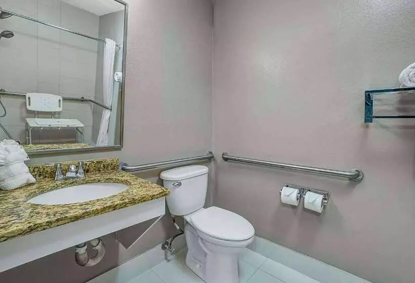 מוטל Travelodge By Wyndham Vernon Ct