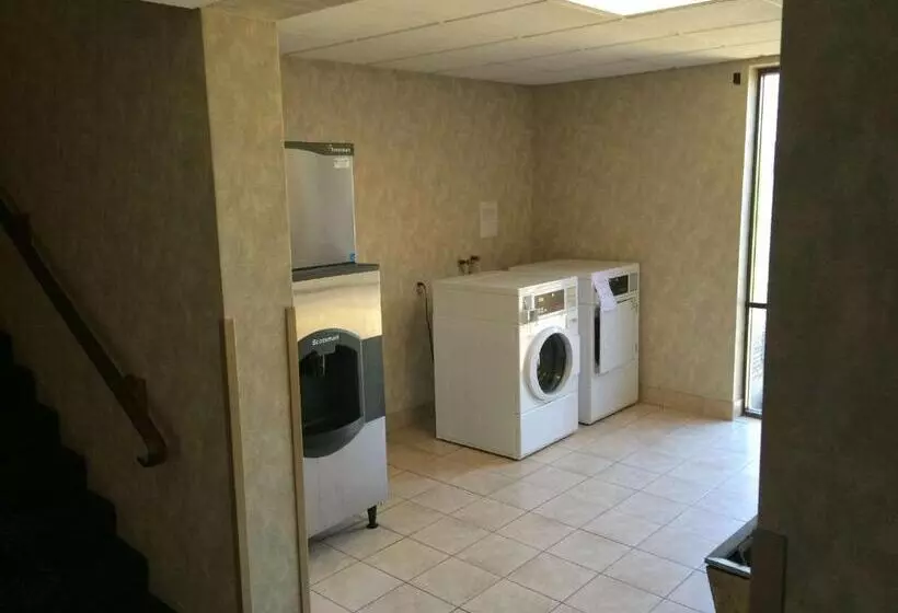 מוטל Travelodge By Wyndham Vernon Ct