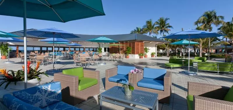 Naples Beach Hotel And Golf Club