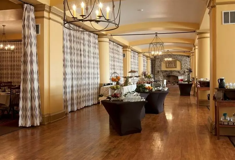 Resort The Inn at Pocono Manor 