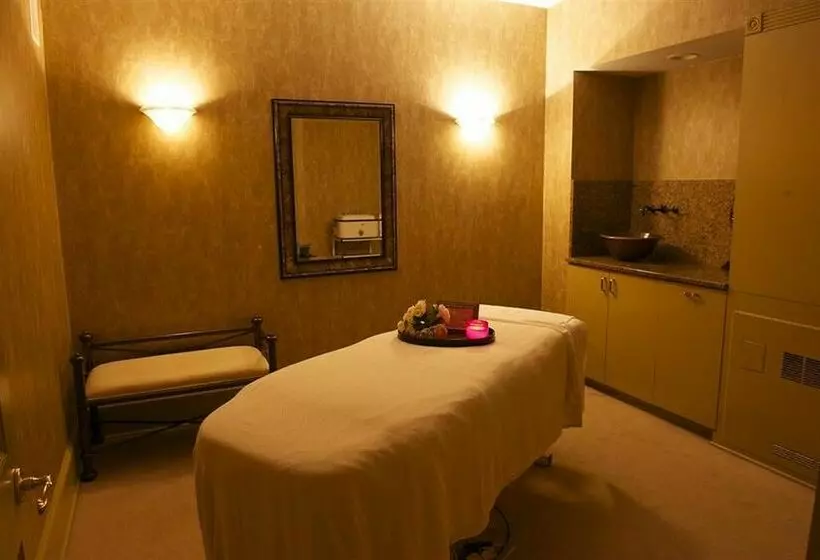 Resort The Inn at Pocono Manor 