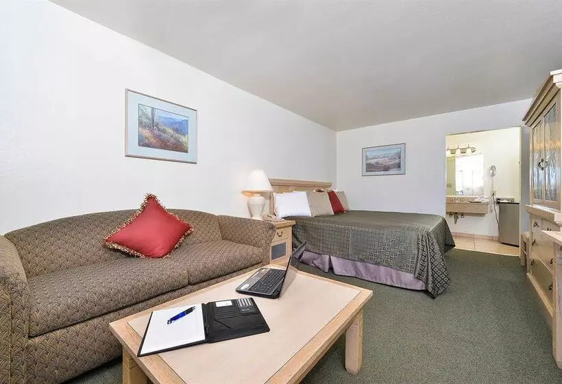 בית מלון כפרי Americas Best Value Inn Tucson