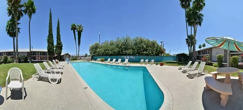 בית מלון כפרי Americas Best Value Inn Tucson