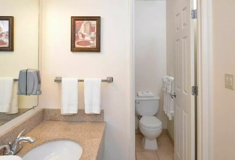 בית מלון כפרי Americas Best Value Inn Tucson