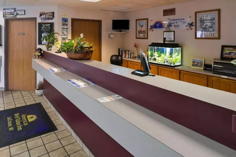 فندق Americas Best Value Inn La Crosse