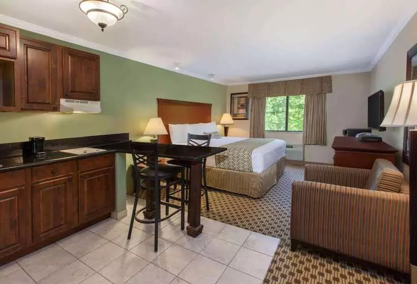 בית מלון כפרי Baymont By Wyndham Pompton Plains/wayne