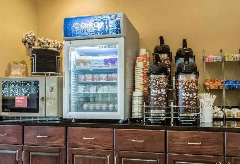 Hotelli Comfort Suites Cullman I65 Exit 310