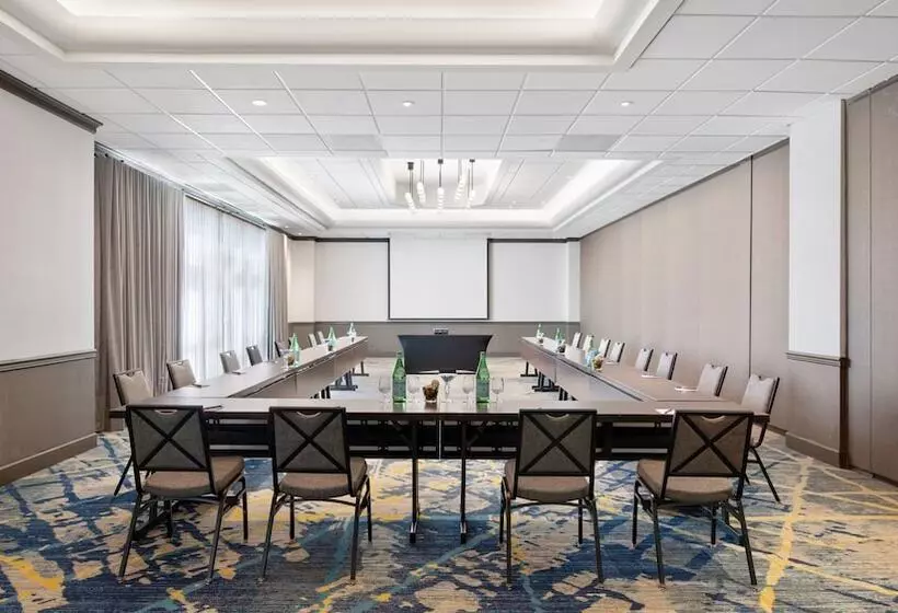 Delta Hotels By Marriott Santa Clara Silicon Valley