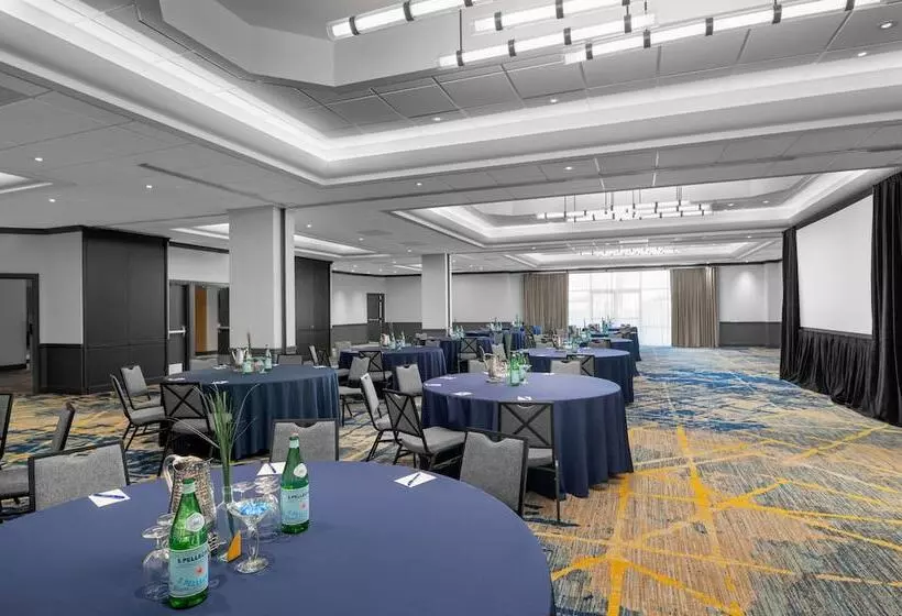 Delta Hotels By Marriott Santa Clara Silicon Valley