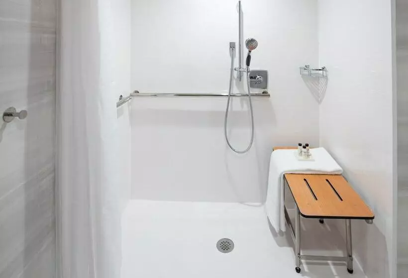 Delta Hotels By Marriott Santa Clara Silicon Valley