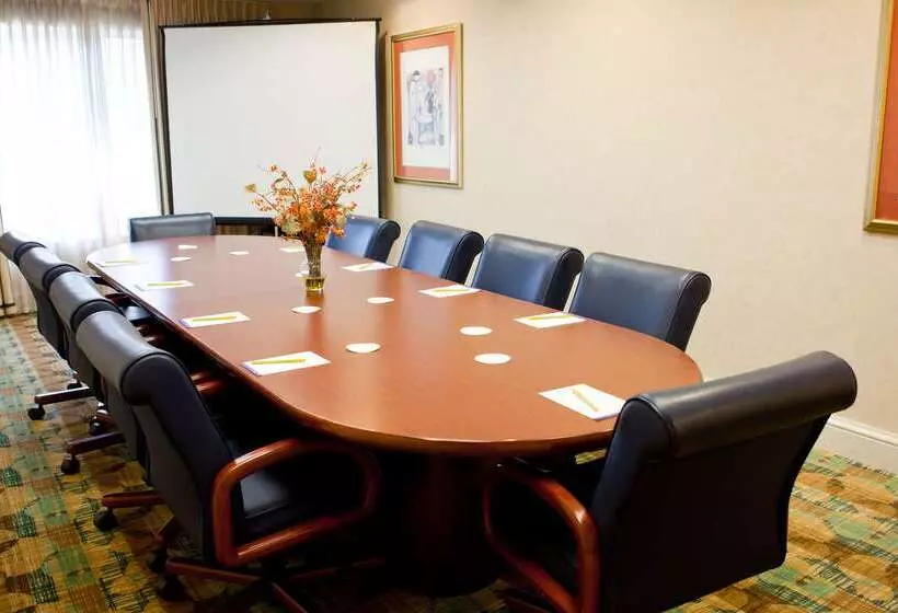 فندق Hilton Garden Inn Secaucus/meadowlands