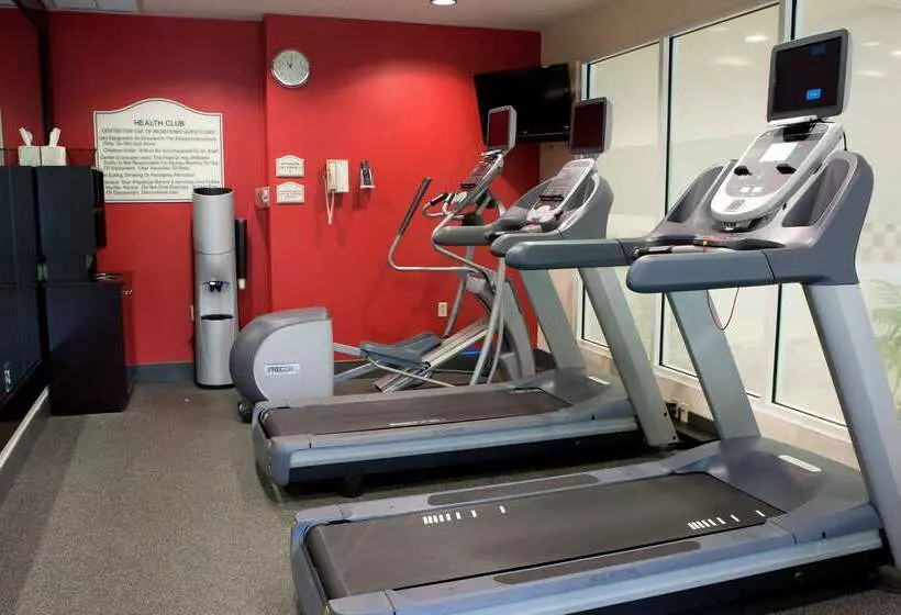 فندق Hilton Garden Inn Secaucus/meadowlands