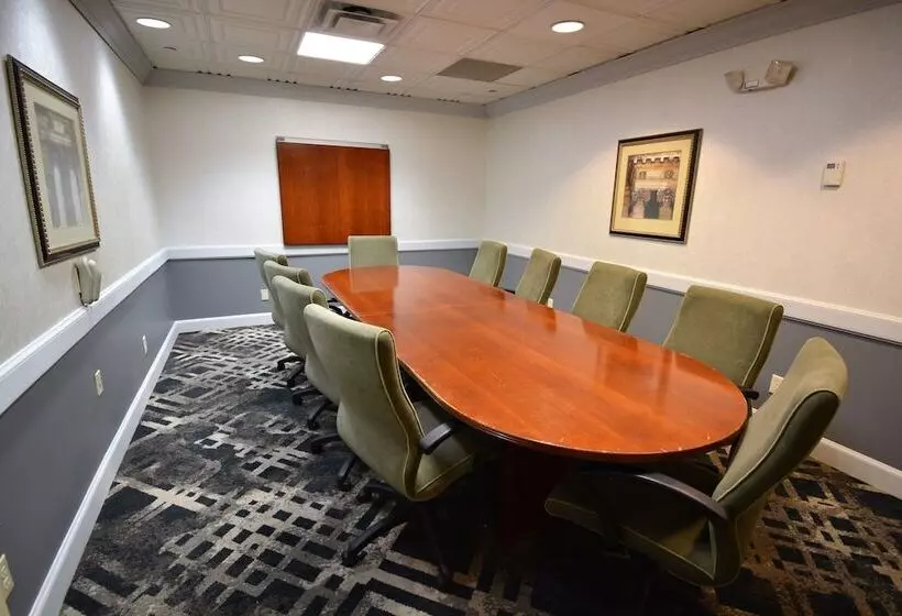 Hotel Holiday Inn Hazlet, An Ihg