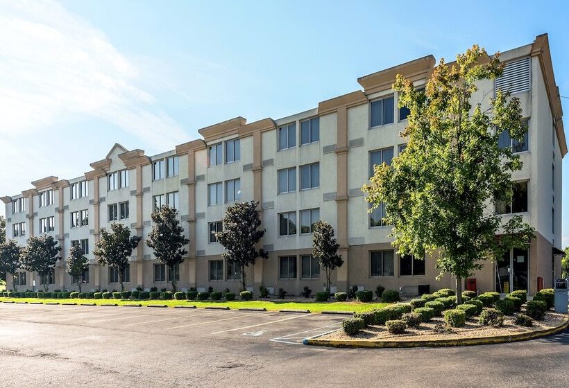 فندق Ramada By Wyndham Birmingham Airport