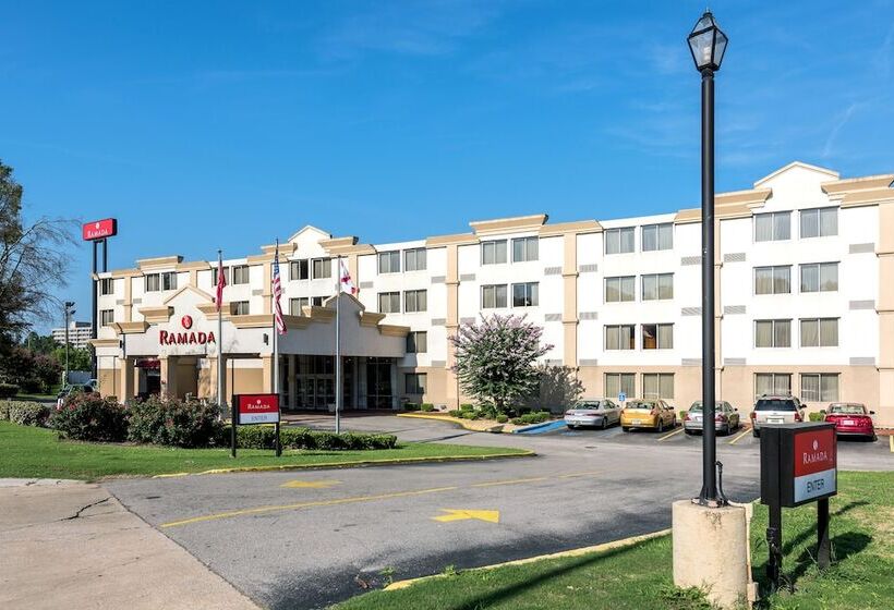 فندق Ramada By Wyndham Birmingham Airport