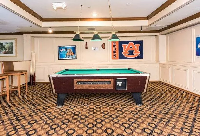 호텔 Ramada By Wyndham Birmingham Airport