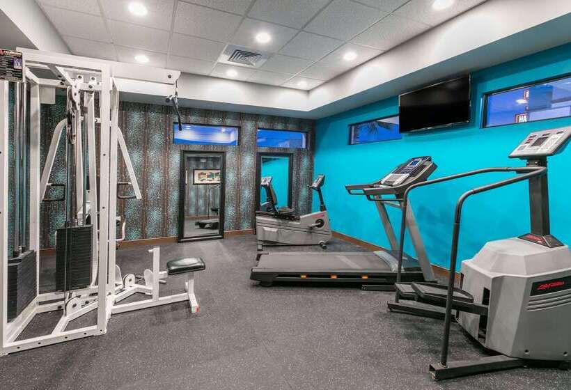 فندق Ramada By Wyndham El Paso