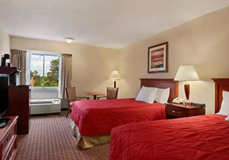 בית מלון כפרי Ramada Inn