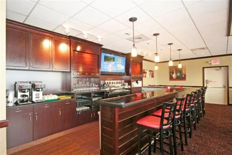 בית מלון כפרי Ramada Inn