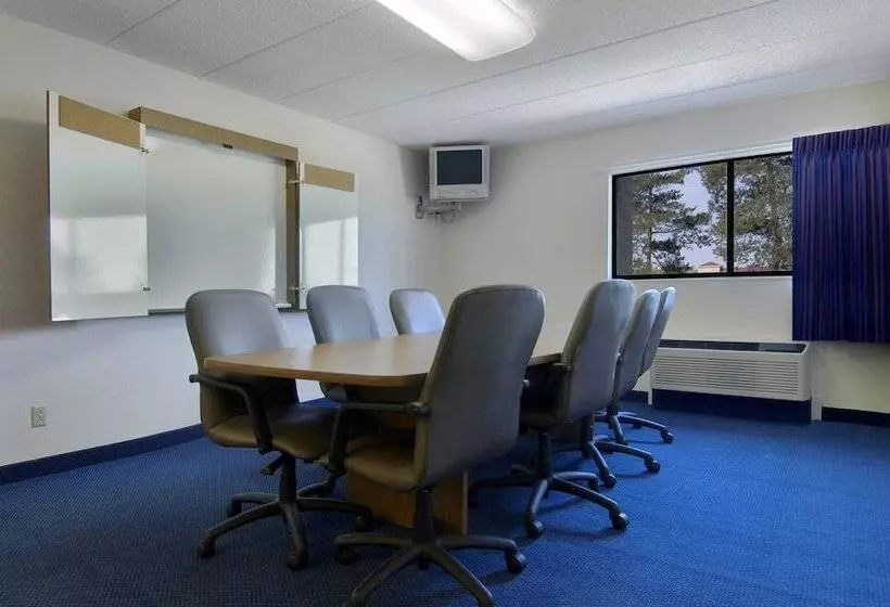 酒店 Red Roof Inn Cleveland Airportmiddleburg Heights