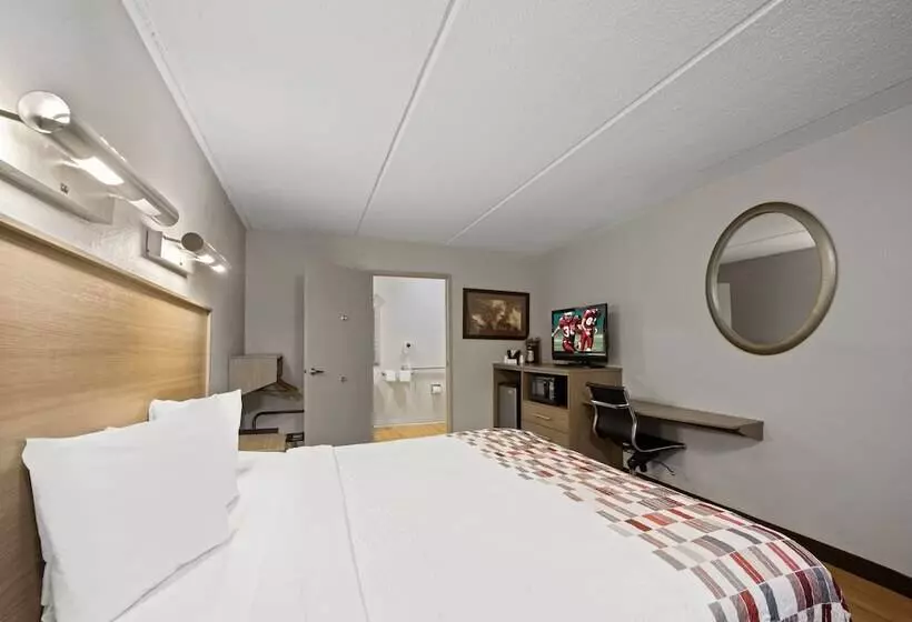 Отель Red Roof Inn Greensboro Airport