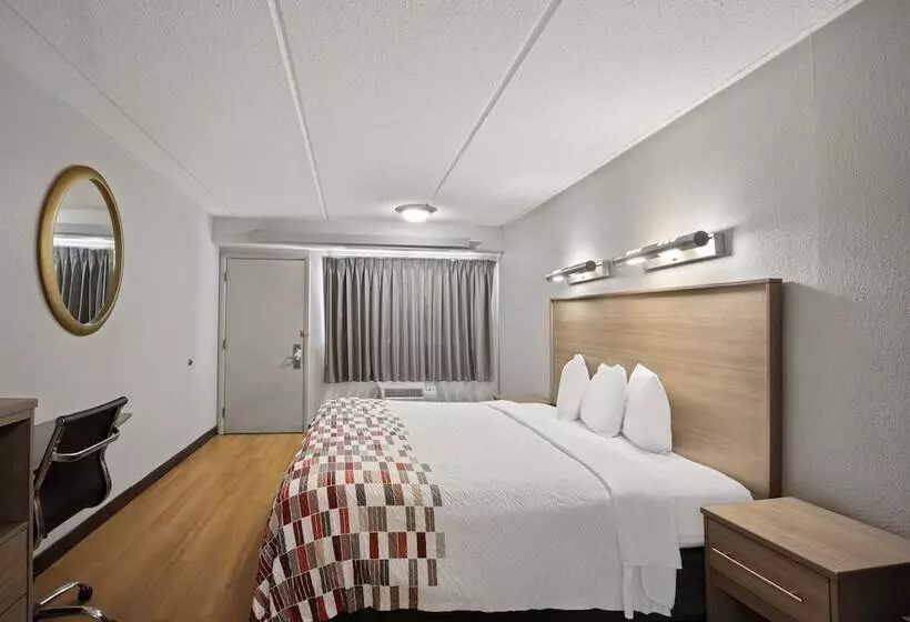 Отель Red Roof Inn Greensboro Airport